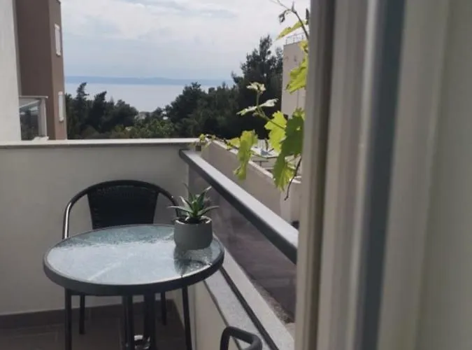 Apartment Vujcic Makarska