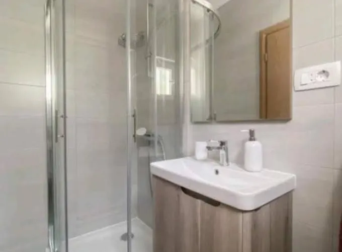 Vujcic Apartment Makarska